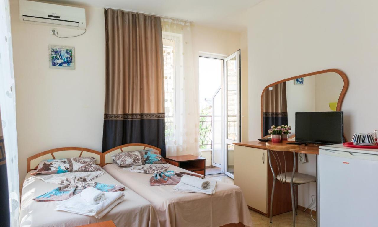 Guest House Eos Sozopol Exterior photo